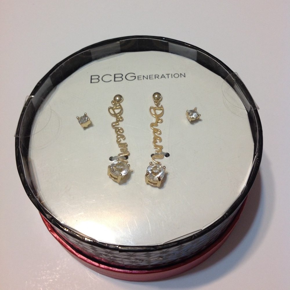 BCBG jewelry Set
